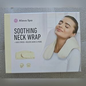 Soothing Neck Wrap - Cream